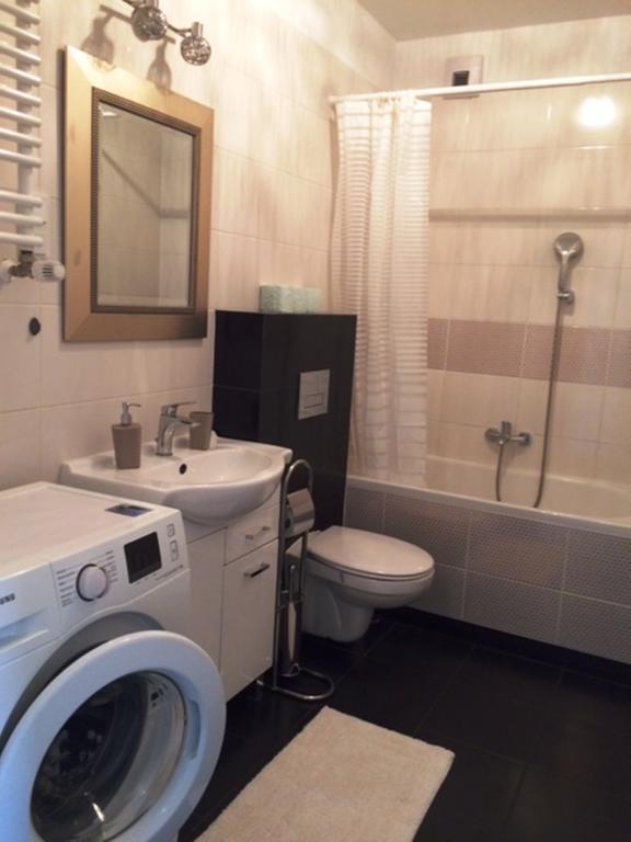 Apartament "Cleopatra 3" Z Miejscem Parkingowym, Faktury Vat Lejlighed Kielce Eksteriør billede
